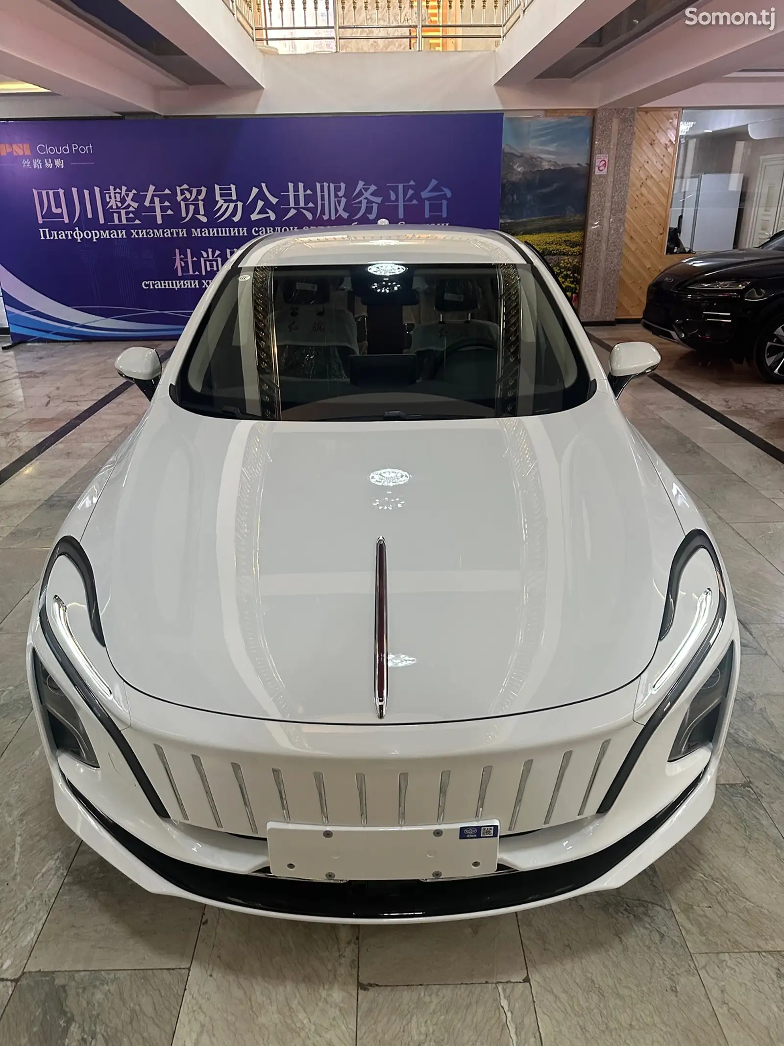 Hongqi E-QM5, 2024-1