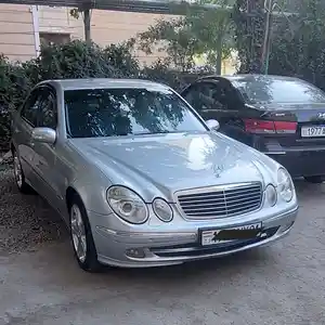 Mercedes-Benz E class, 2004