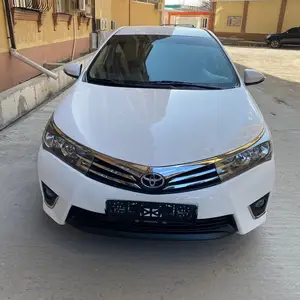 Toyota Corolla, 2013