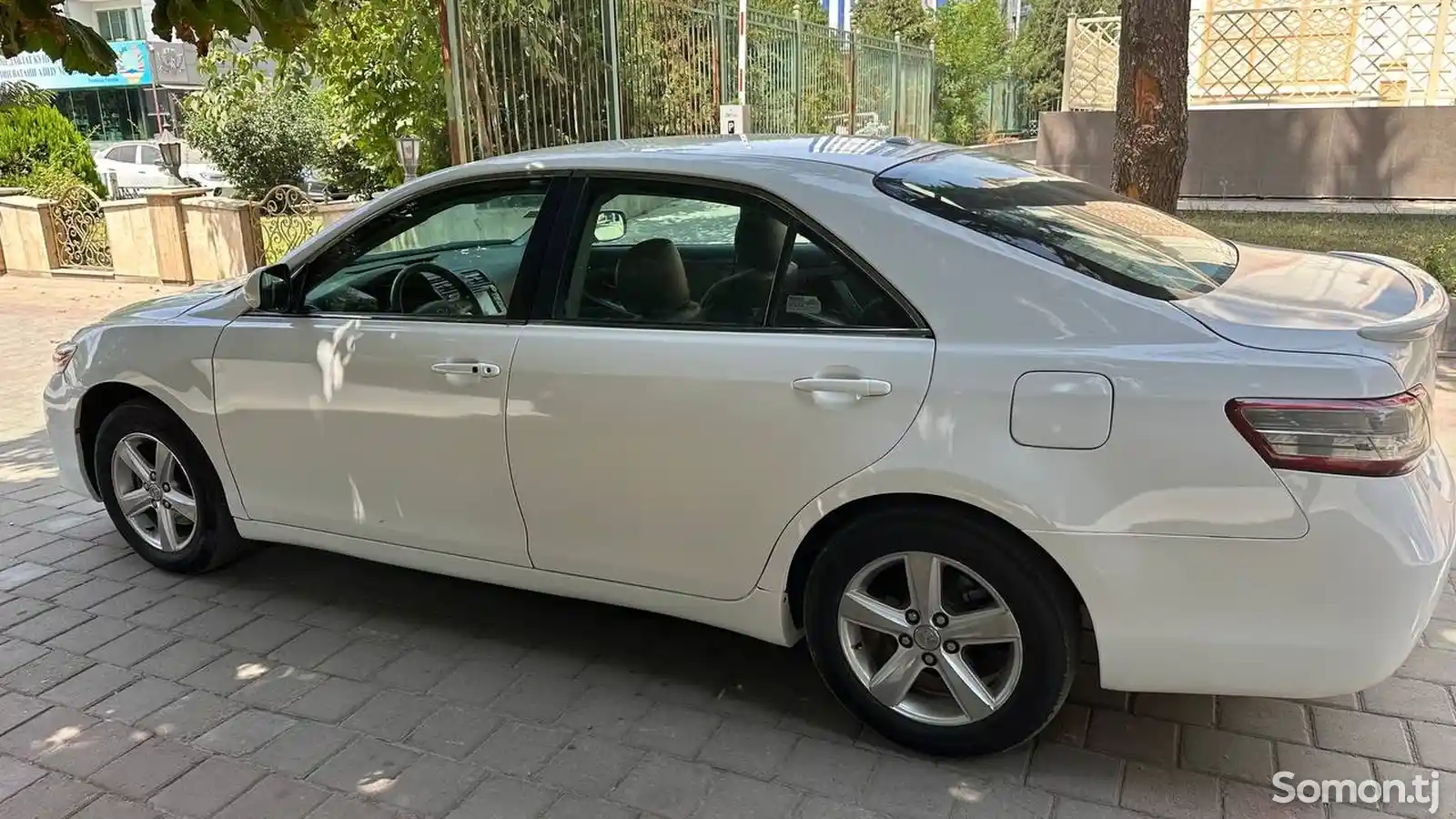 Toyota Camry, 2010-4