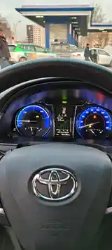 Toyota Camry, 2015-8