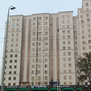 3-комн. квартира, 14 этаж, 94 м², 82мкр