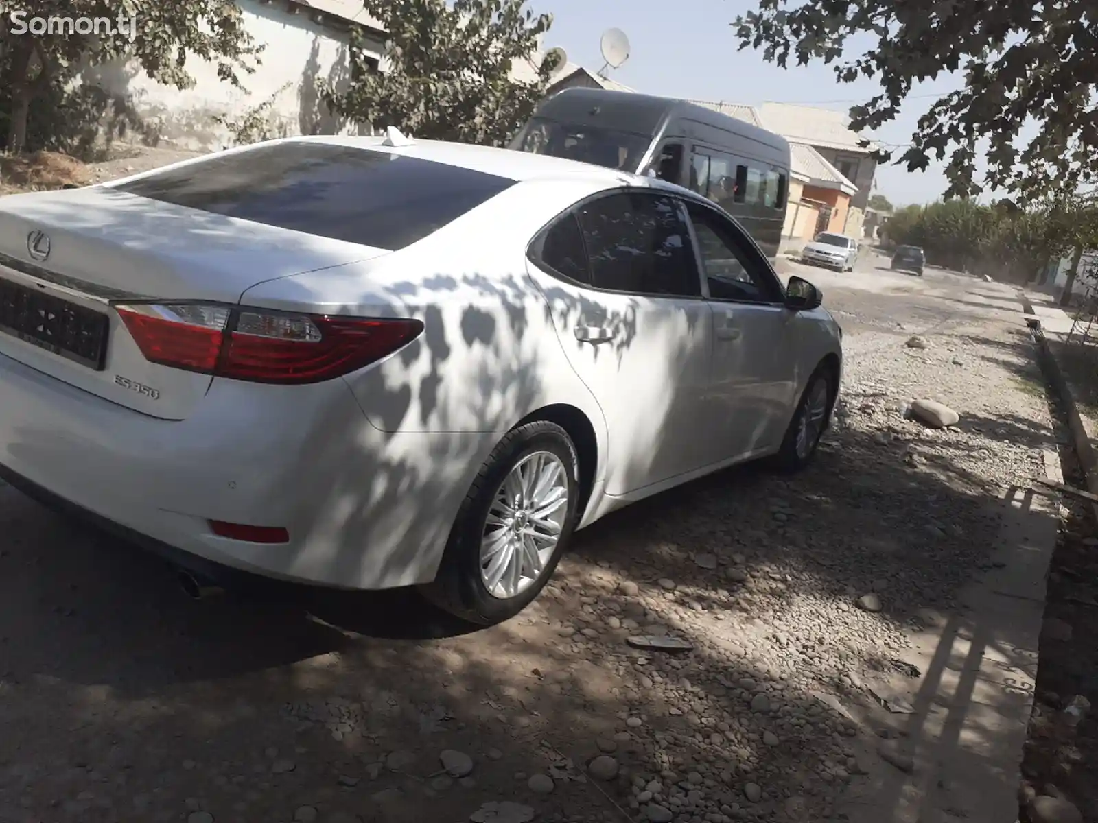 Lexus ES series, 2014-2