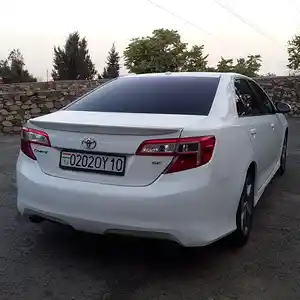 Toyota Camry, 2012