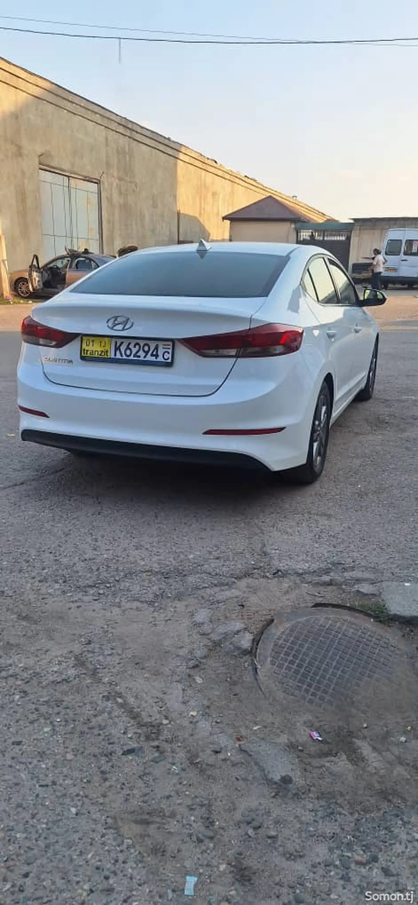 Hyundai Elantra, 2017-8