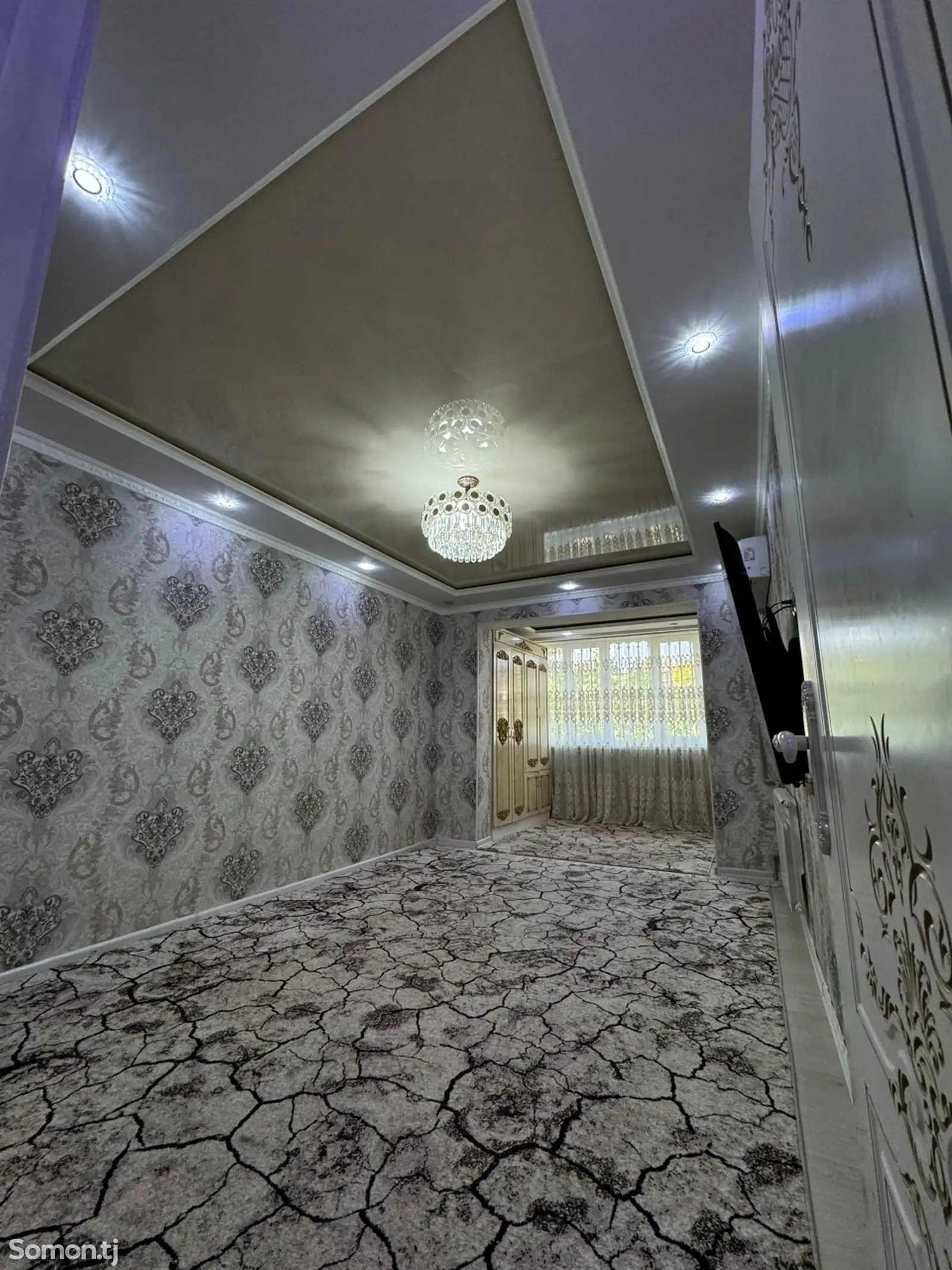 2-комн. квартира, 3 этаж, 50м², Фирдавсй-1