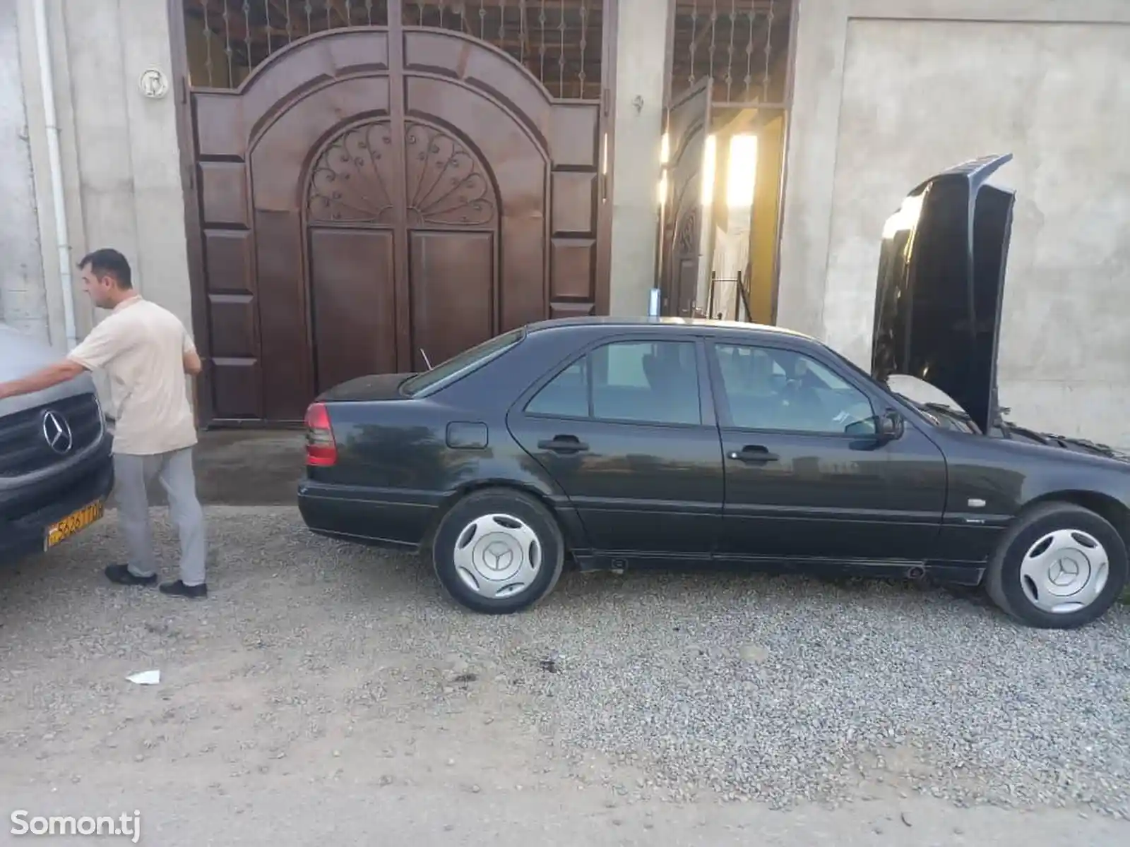 Mercedes-Benz E class, 1994-8