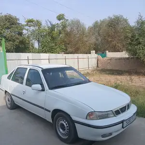 Daewoo Nexia, 1996