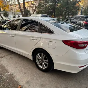 Hyundai Sonata, 2015