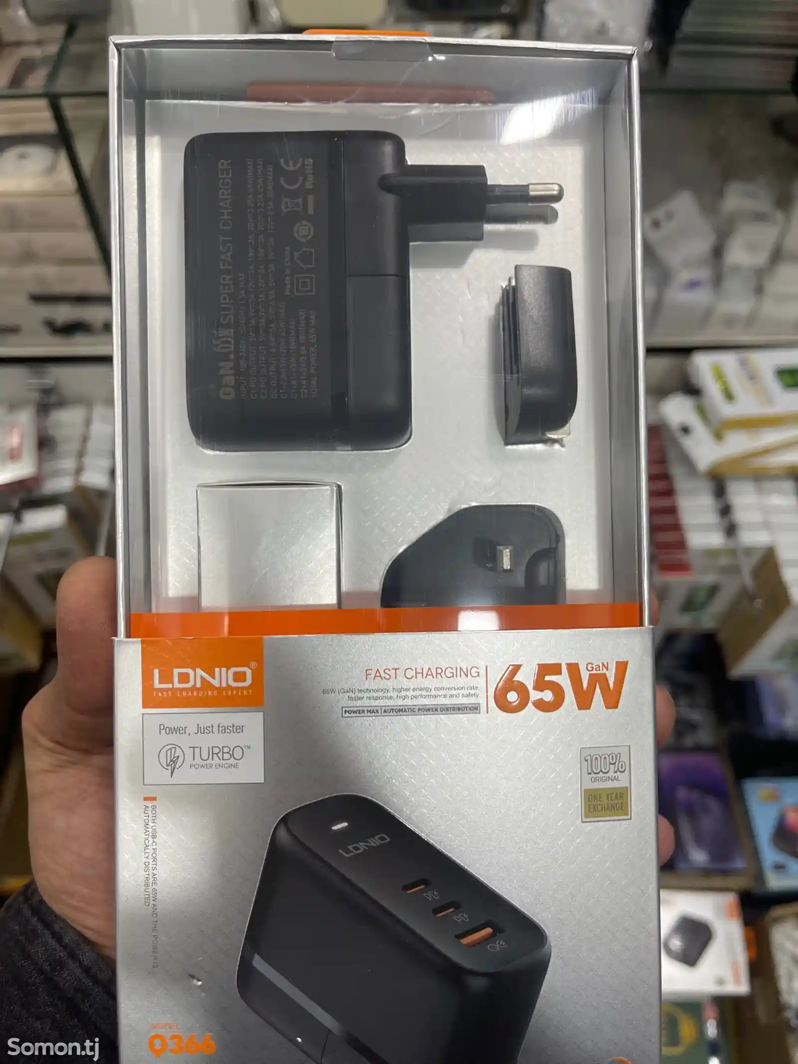 Зарядное устройство для телефона LDNIO Q366 на 3 USB порта, GaN 65W-3