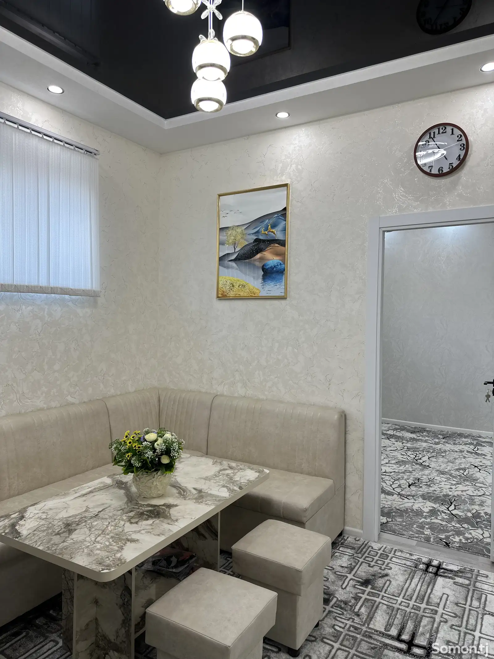 2-комн. квартира, Цокольный этаж, 40 м², 8 мкр-1