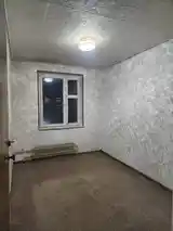 4-комн. квартира, 5 этаж, 85 м², Зарафшон-4