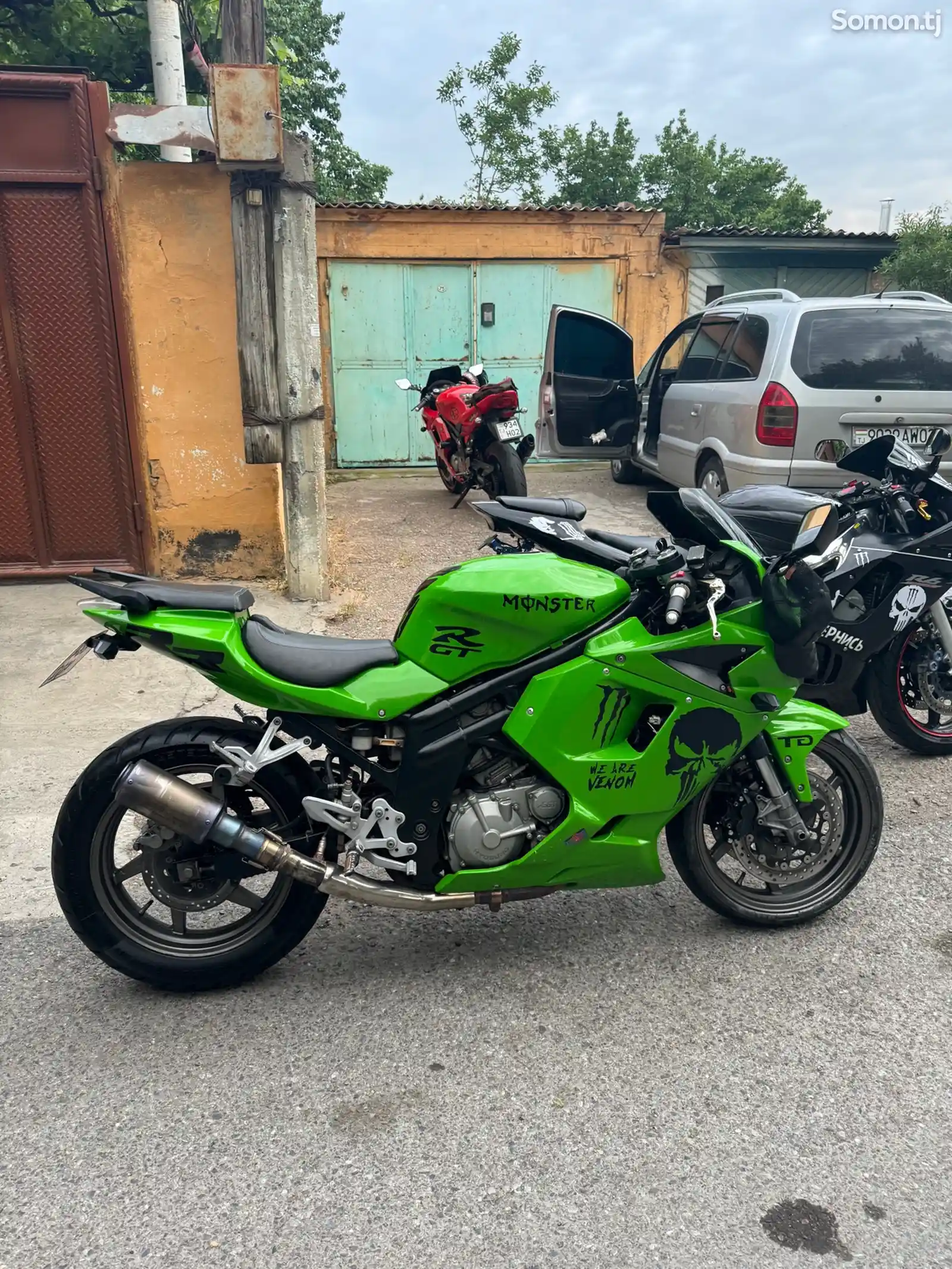 Мотоцикл Housung-1