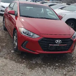 Hyundai Elantra, 2017