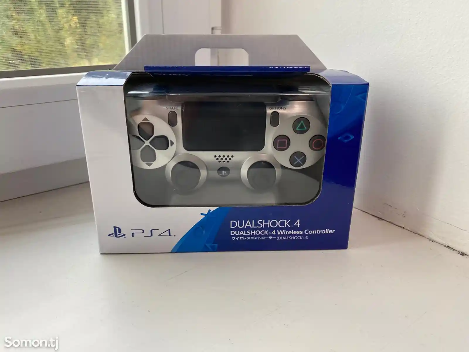 Джойстик DualShock 4