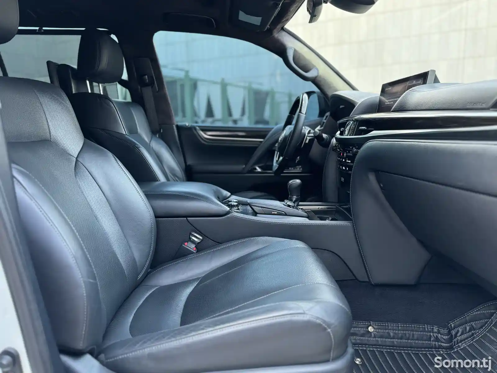 Lexus LX series, 2017-8