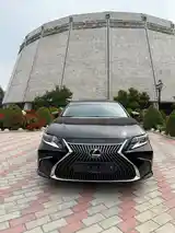 Lexus ES series, 2013-2