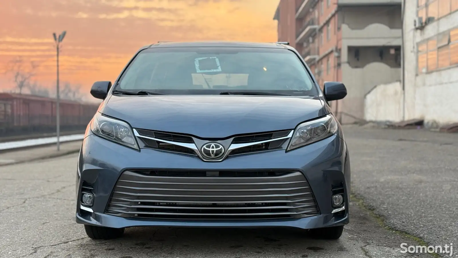 Toyota Sienna, 2015-1