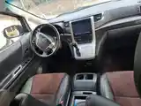 Toyota Alphard, 2014-5