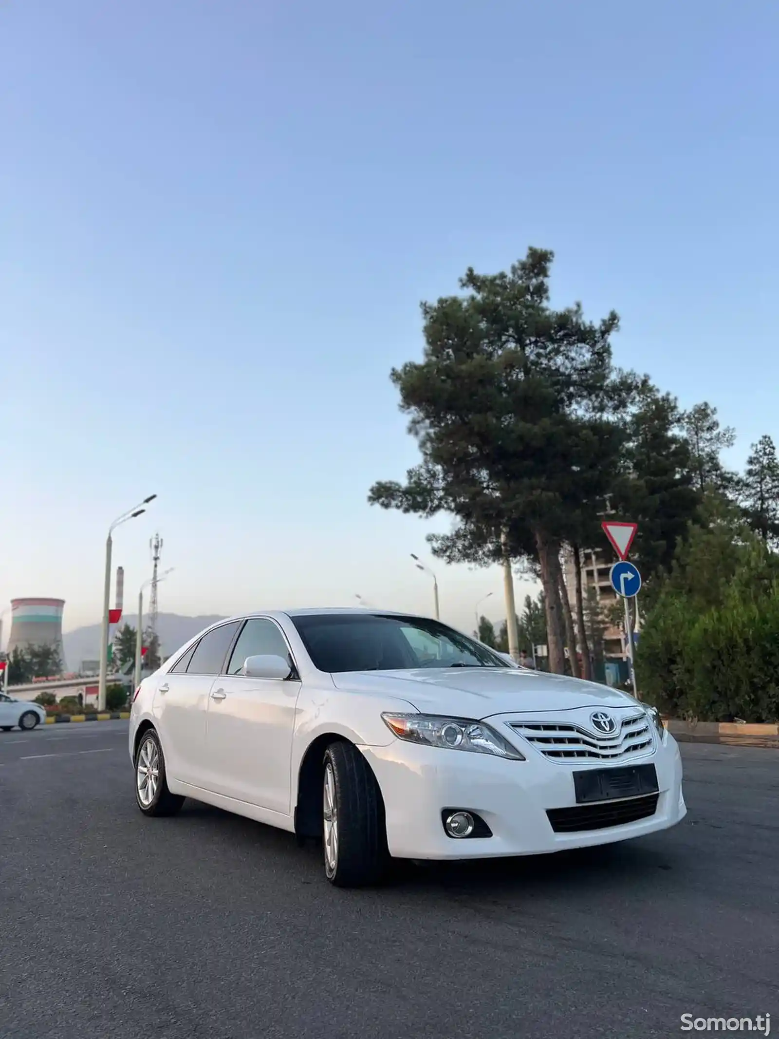 Toyota Camry, 2010-10