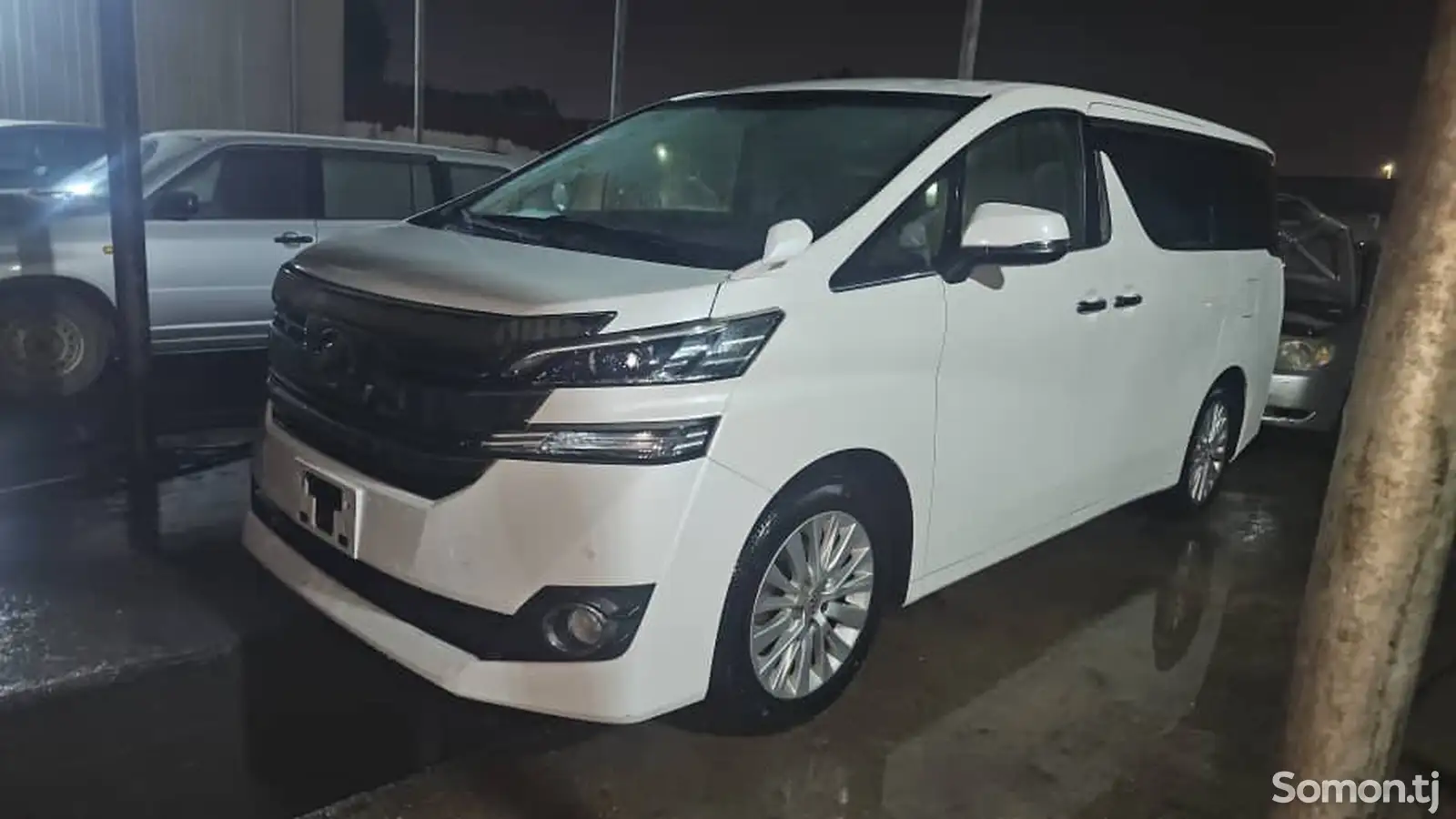 Toyota Vellfire, 2015-1