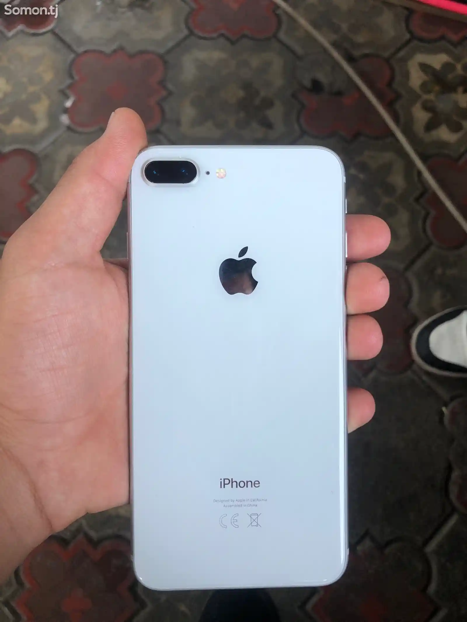 Apple iPhone 8 plus, 64 gb, Silver-1