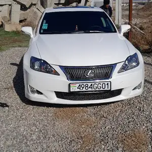 Lexus IS series, 2009