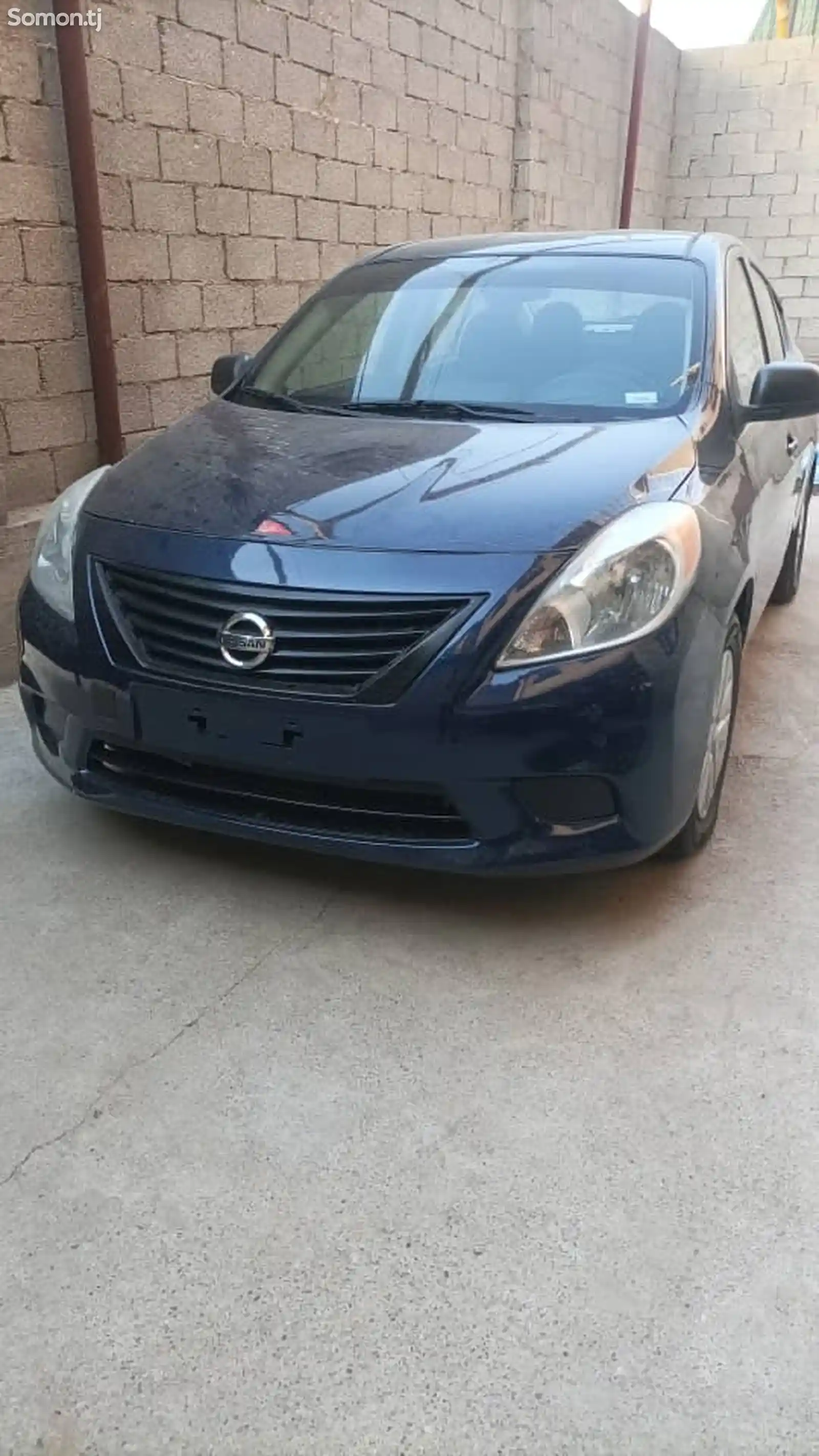 Nissan Versa, 2012-1