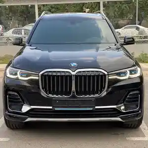 BMW X7, 2021