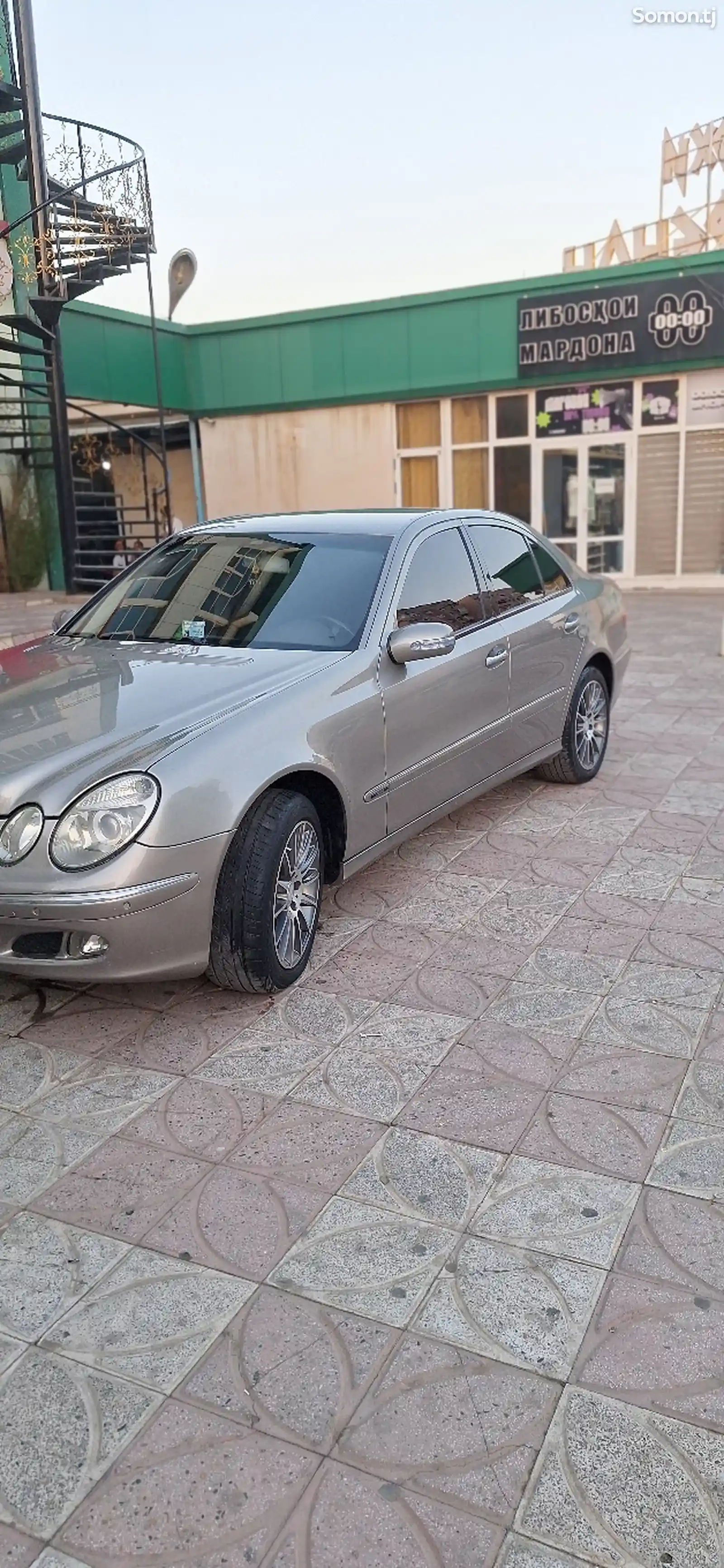 Mercedes-Benz E class, 2003-3