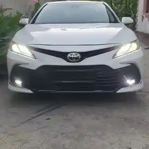 Toyota Camry, 2018