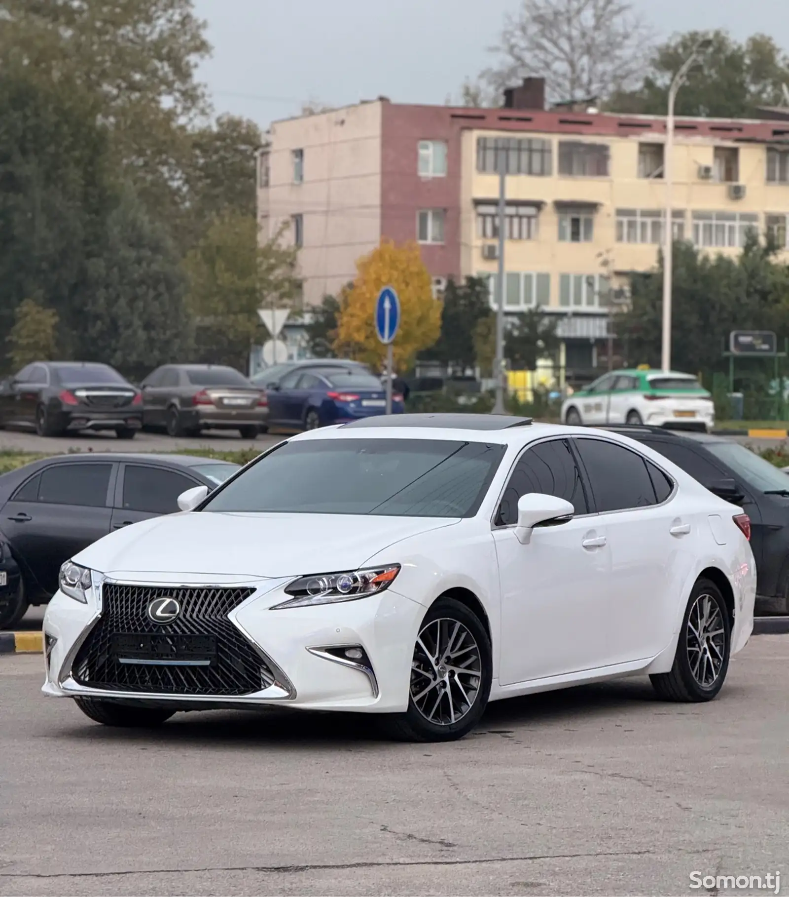 Lexus ES series, 2016-1