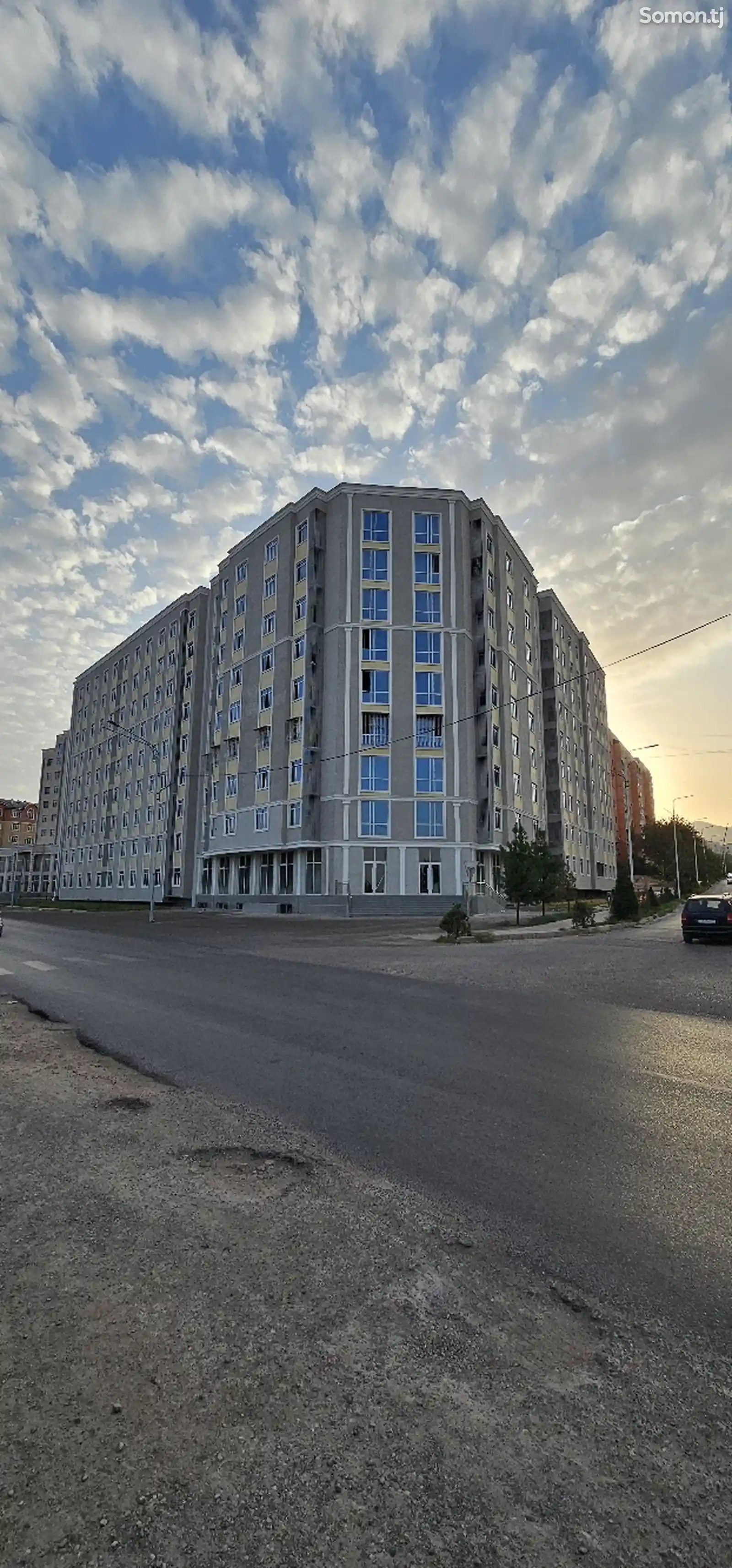 3-комн. квартира, 6 этаж, 237 м², 8 мкр-1