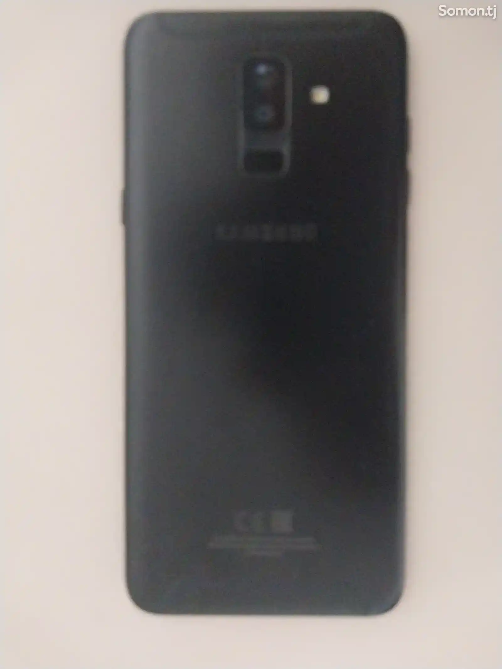 Samsung Galaxy A6+-2