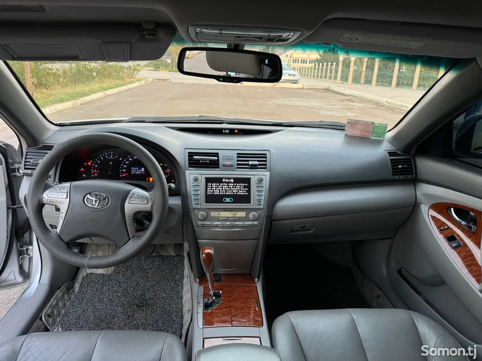 Toyota Camry, 2011-6