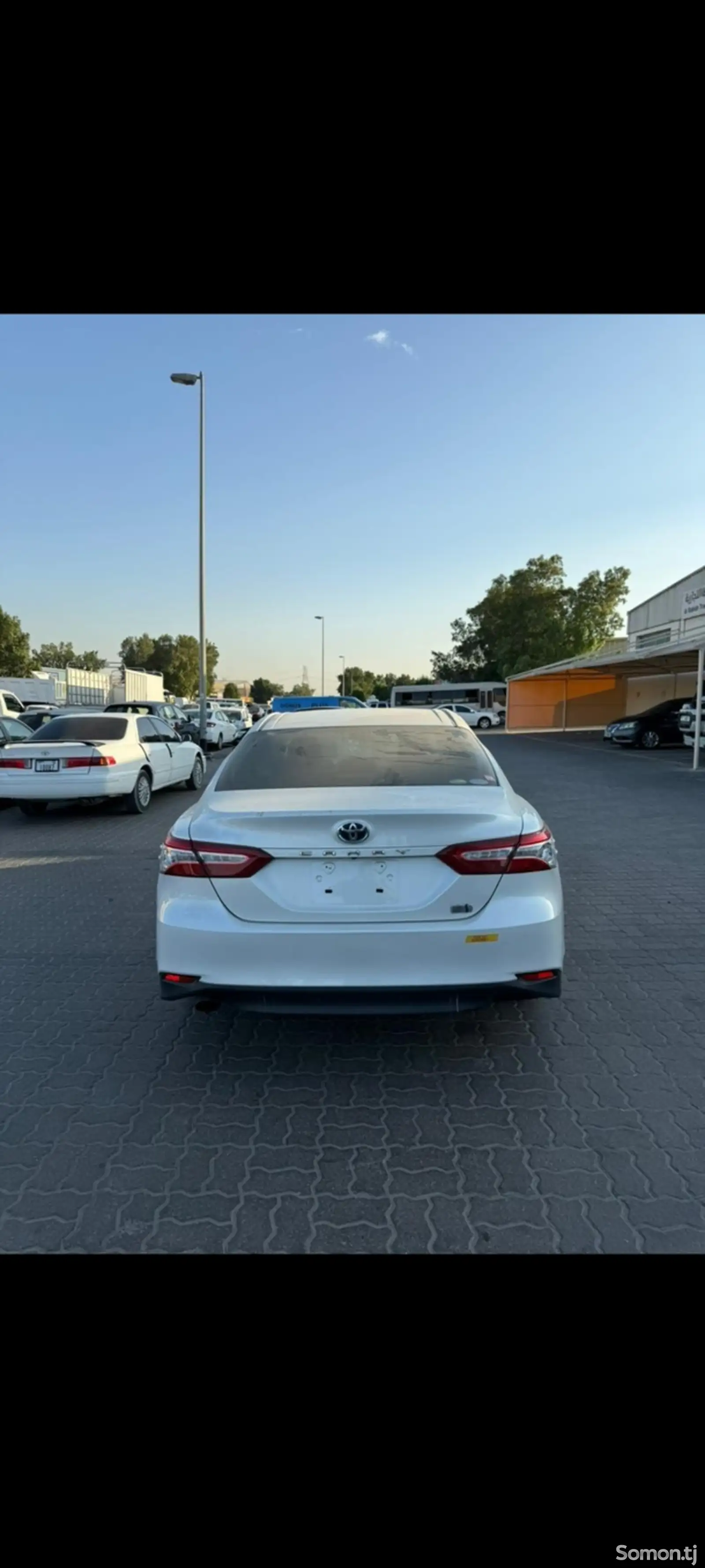 Toyota Camry, 2018-1