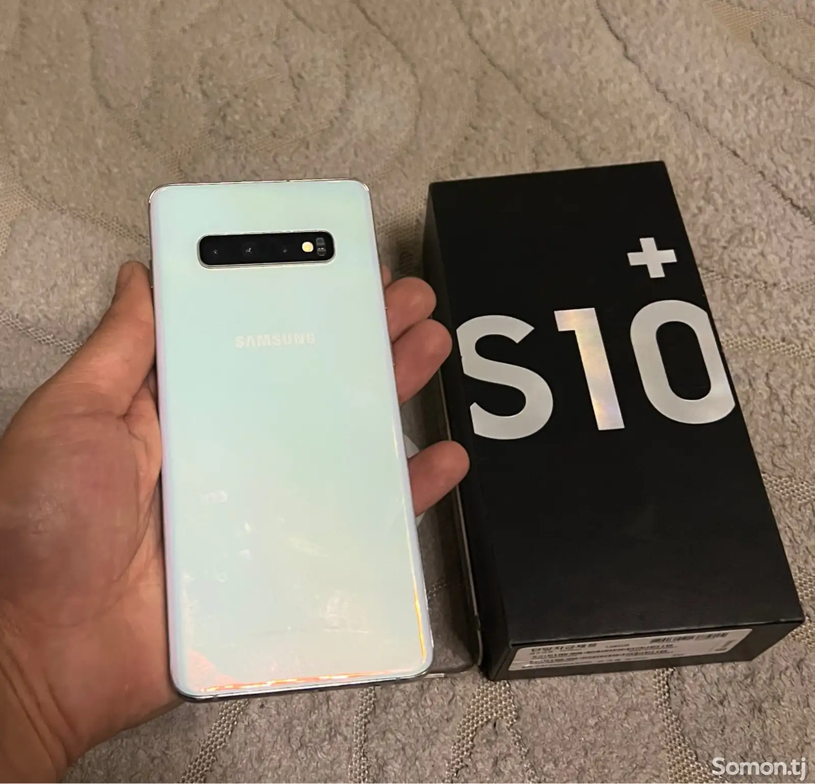 Samsung Galaxy S10+-1