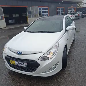 Hyundai Sonata, 2013