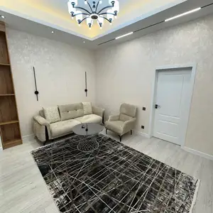 2-комн. квартира, 3 этаж, 65м², Созидание, Кучаи Айни