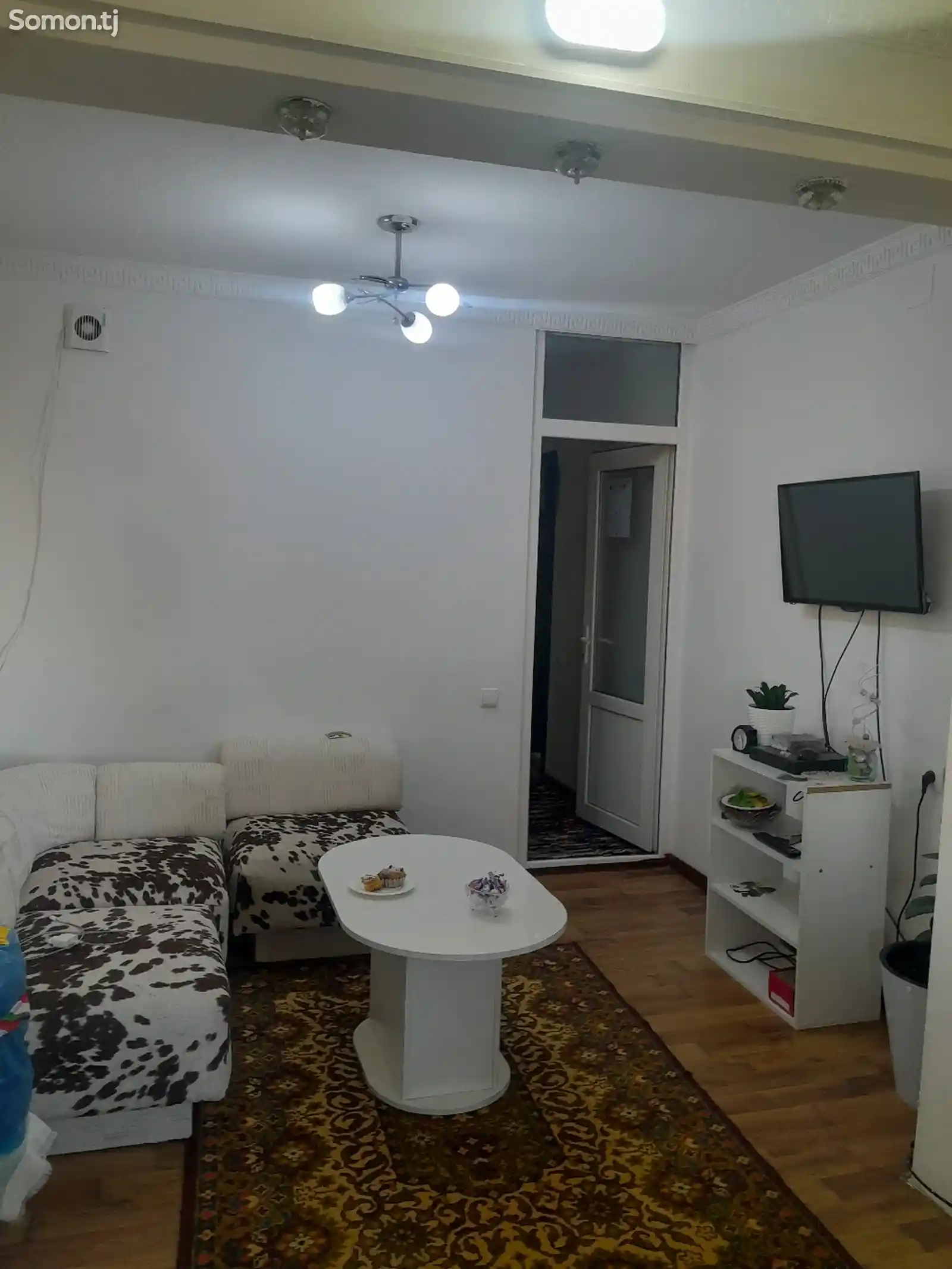 1-комн. квартира, 3 этаж, 42 м², Даромадгохи Кайроккум-1