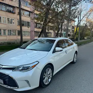 Toyota Avalon, 2013