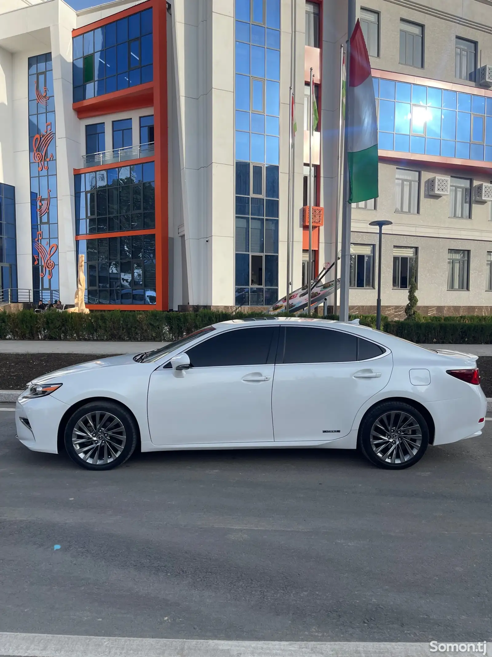 Lexus ES series, 2015-2