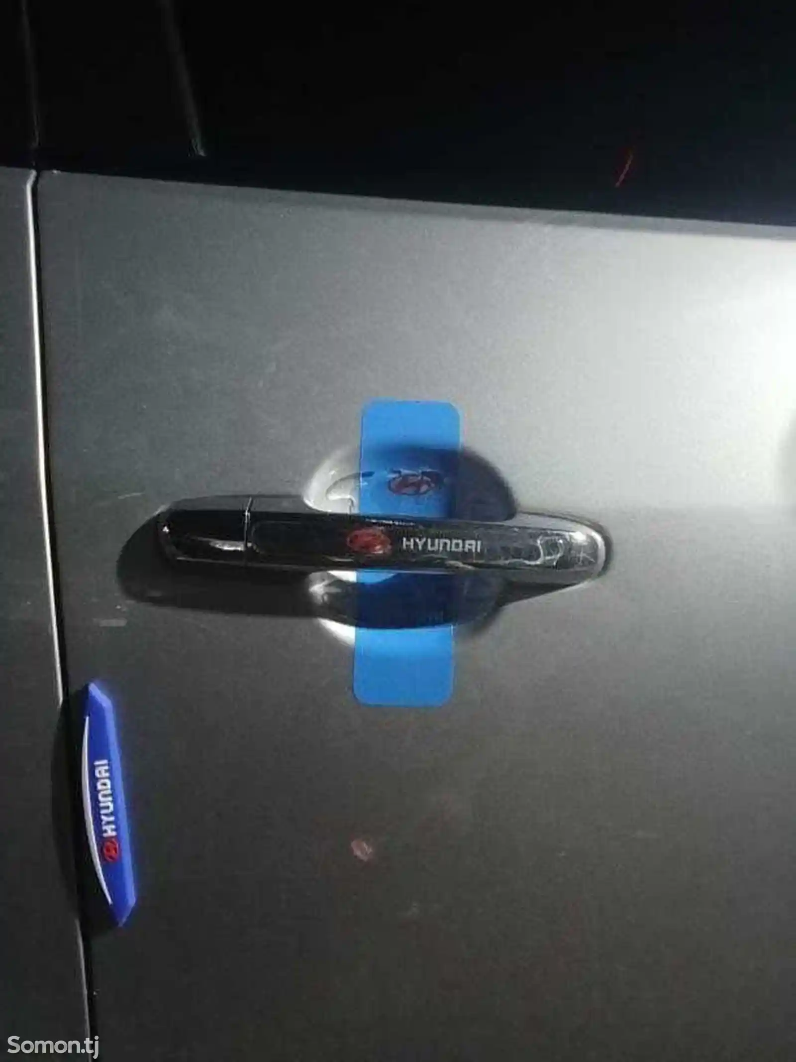 Защитая губка на дверей Hyundai-3