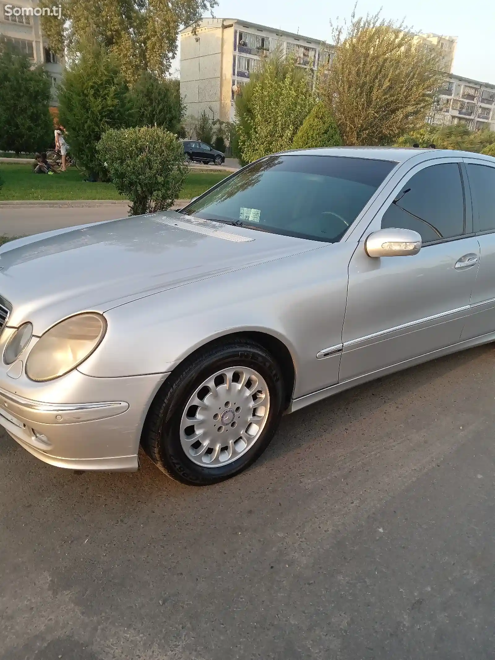 Mercedes-Benz E class, 2004-5