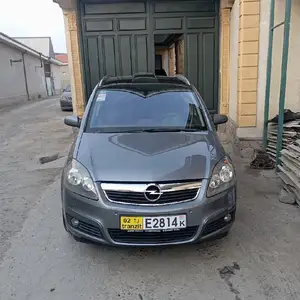 Opel Zafira, 2006