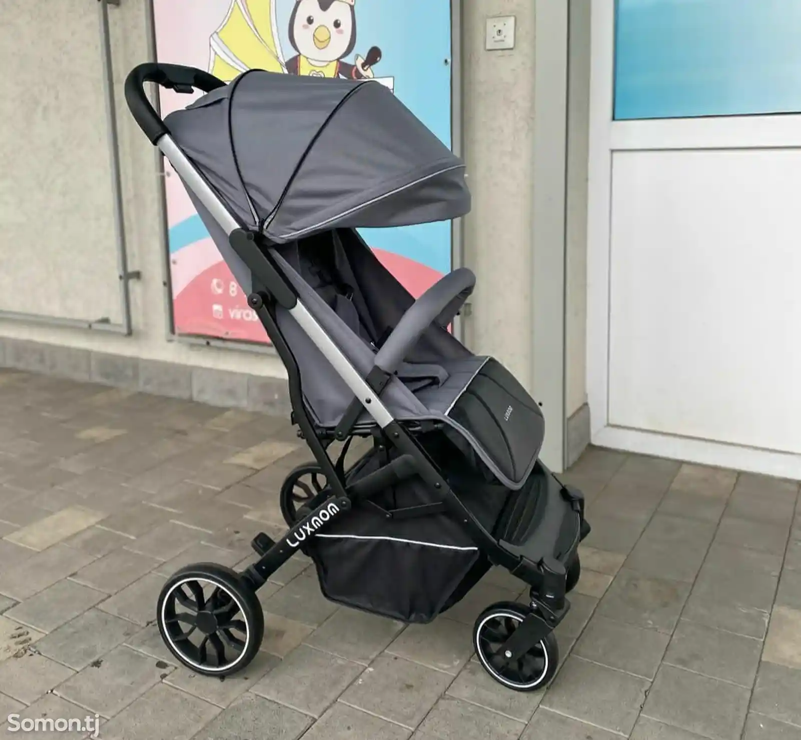 Детская прогулочная коляска Luxmom-4