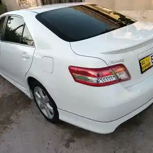 Toyota Camry, 2010