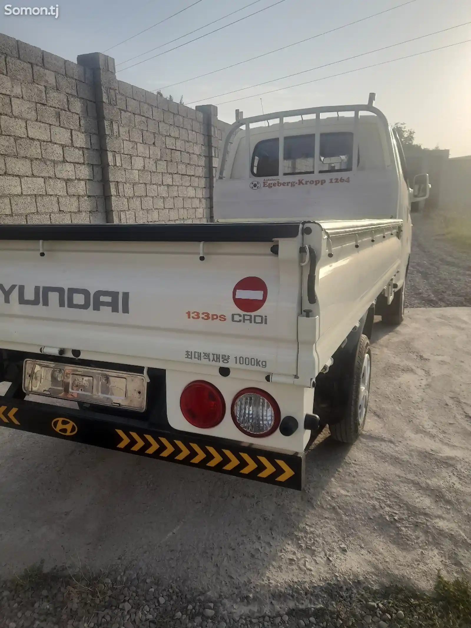 Бортовой автомобиль Hyundai Porter , 2015-8