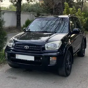 Toyota RAV 4, 2001