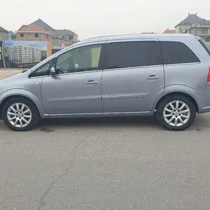 Opel Zafira, 2007